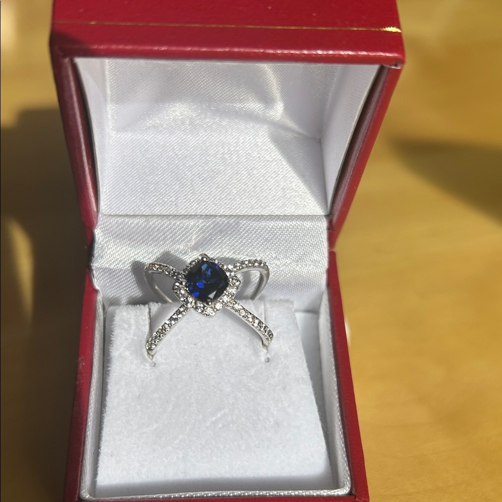 Elegant Silver and Blue Gemstone Ring